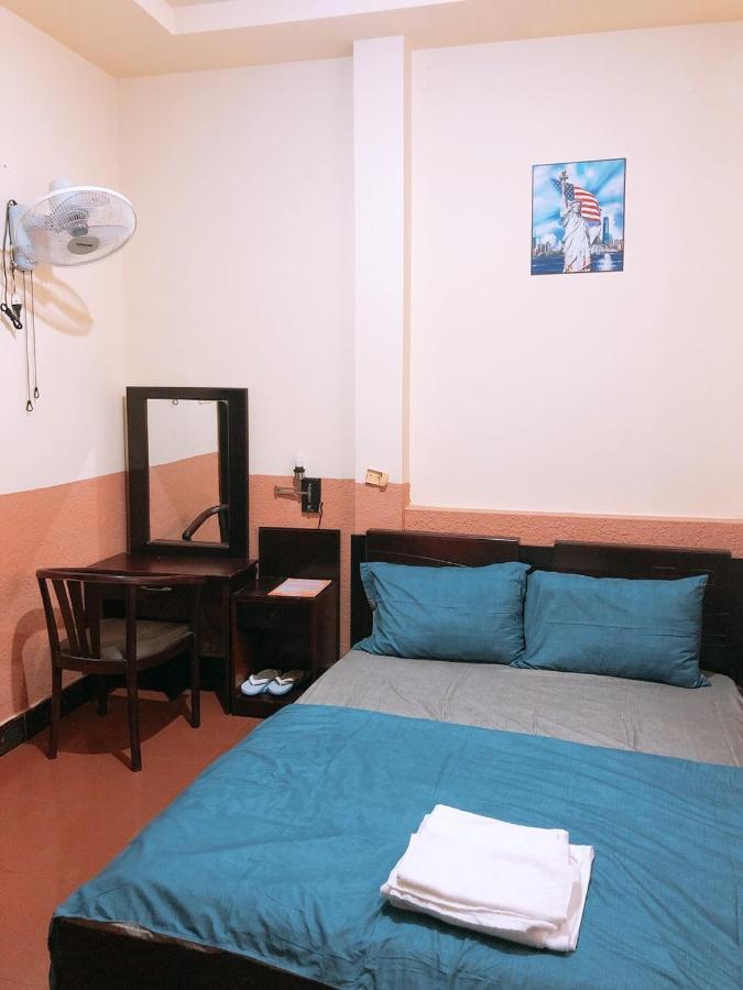 Minh Anh Hostel Рач Джа Екстериор снимка