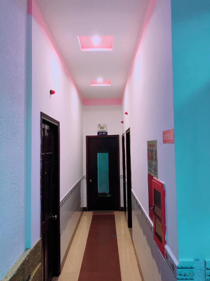 Minh Anh Hostel Рач Джа Екстериор снимка